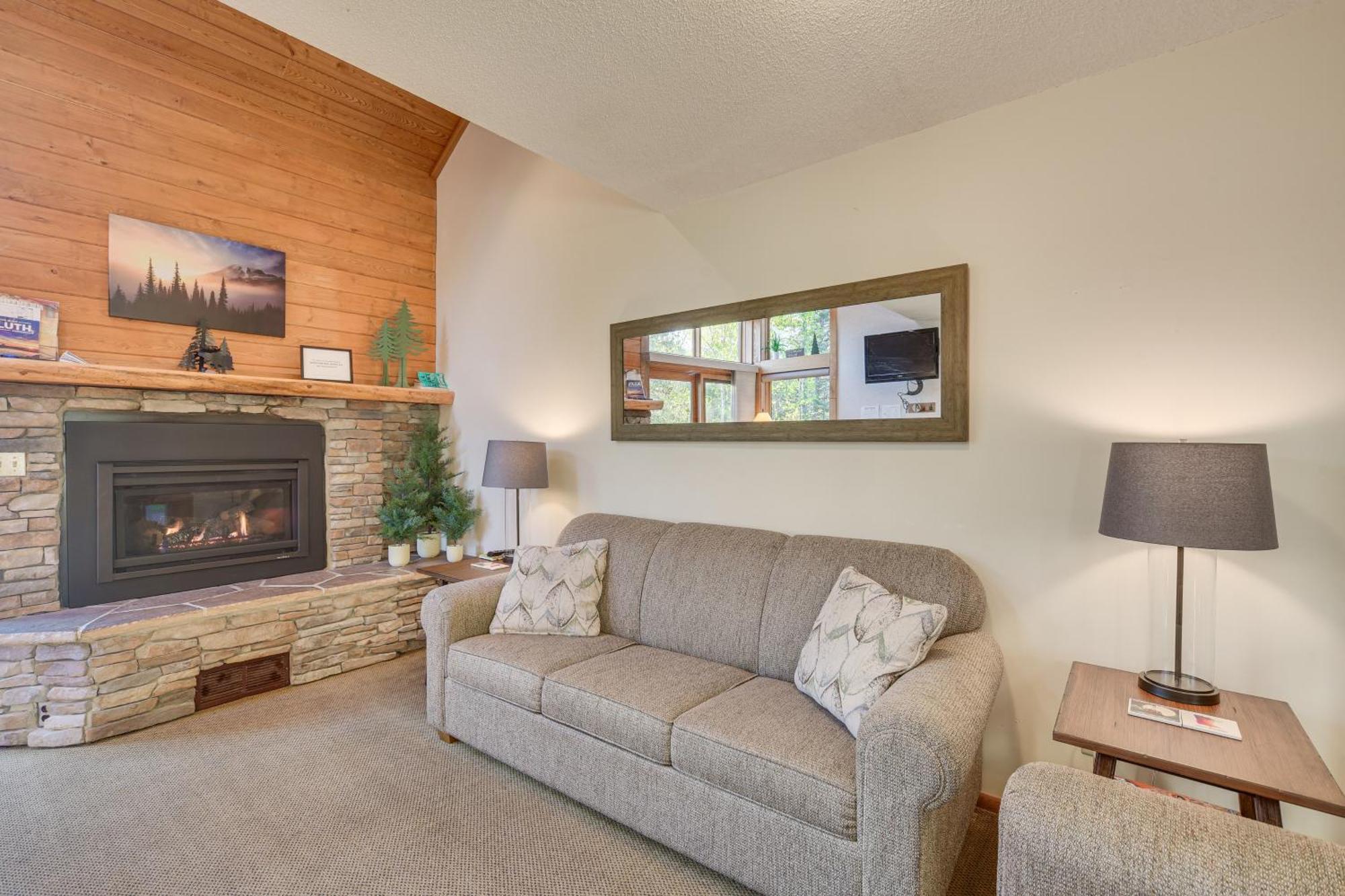 Cozy Alpine Escape Ski-Inandout At Lutsen Mtns Exterior photo